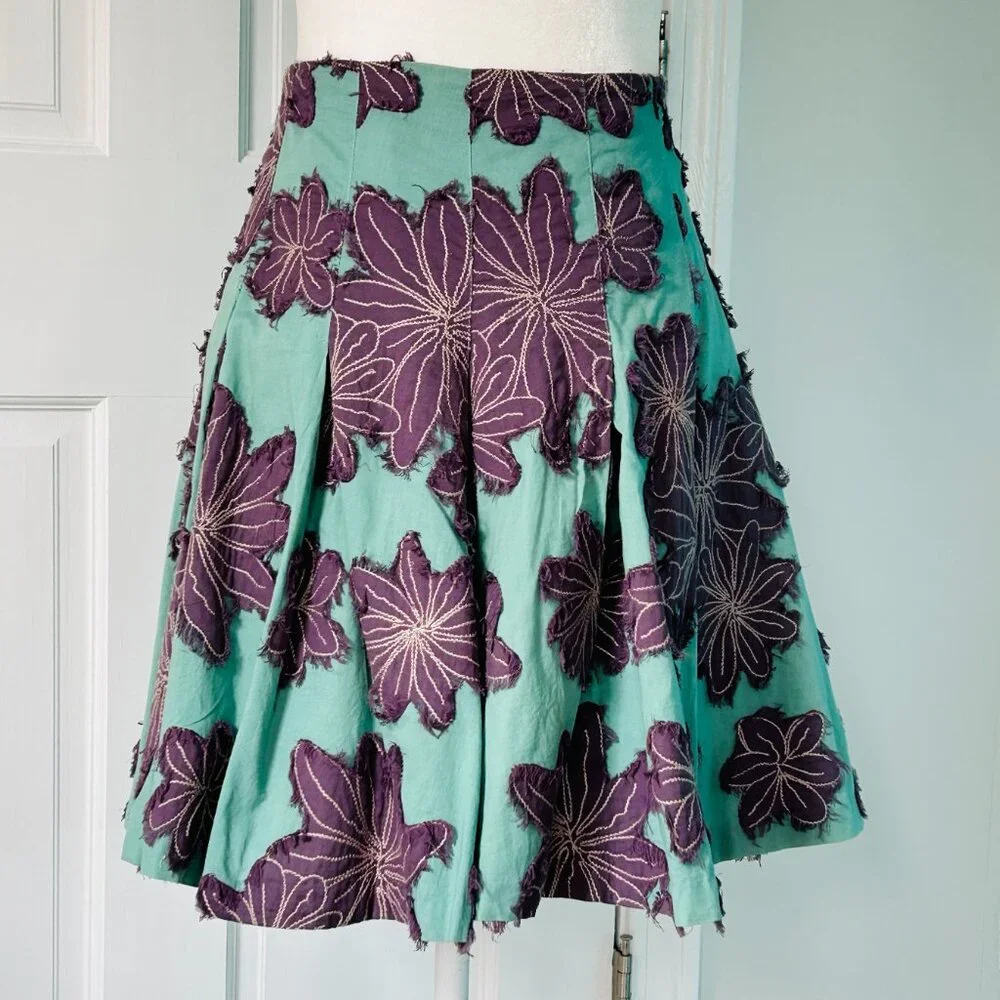 TIBI Cottagecore Inspired Cotton Aline Skirt with Floral Applique (size 2) - Picture 5 of 11